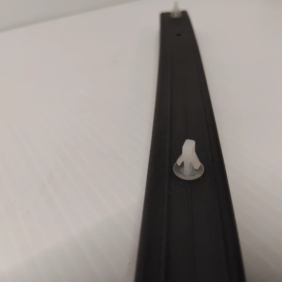 Genuine Bonnet Weatherstrip - Ford Ranger 2009-2012 | 2022251