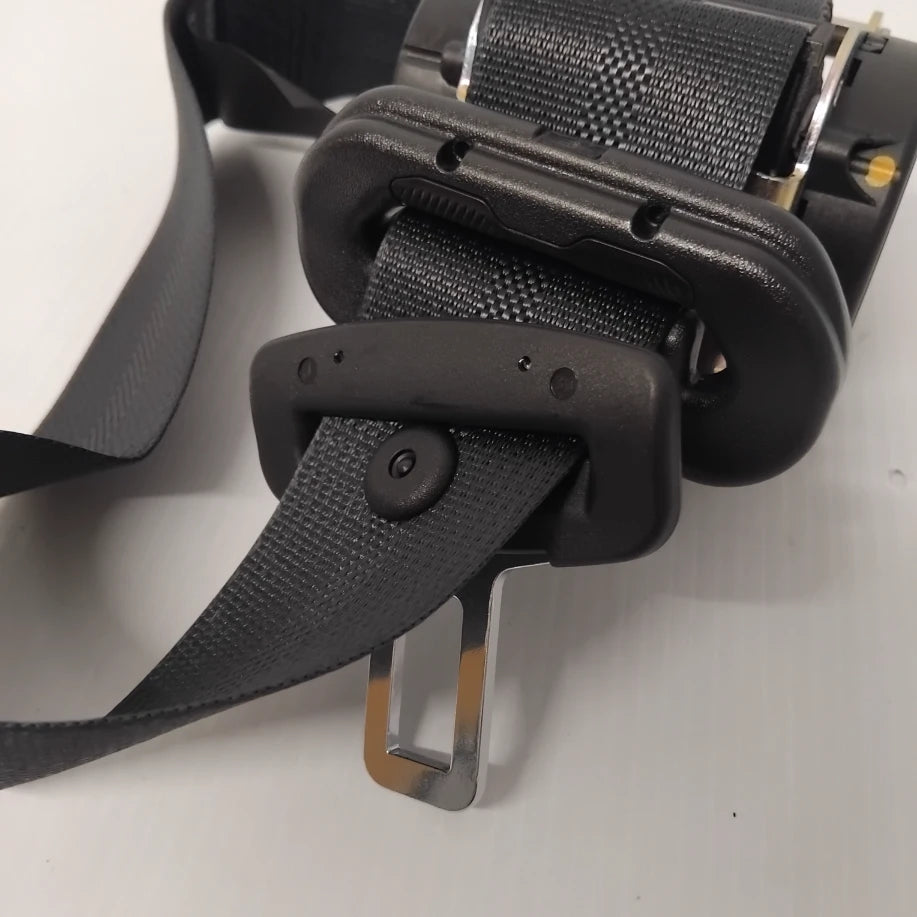 Genuine Rear Left Seatbelt - Nissan Juke 2010-2019 | 88845BF12A