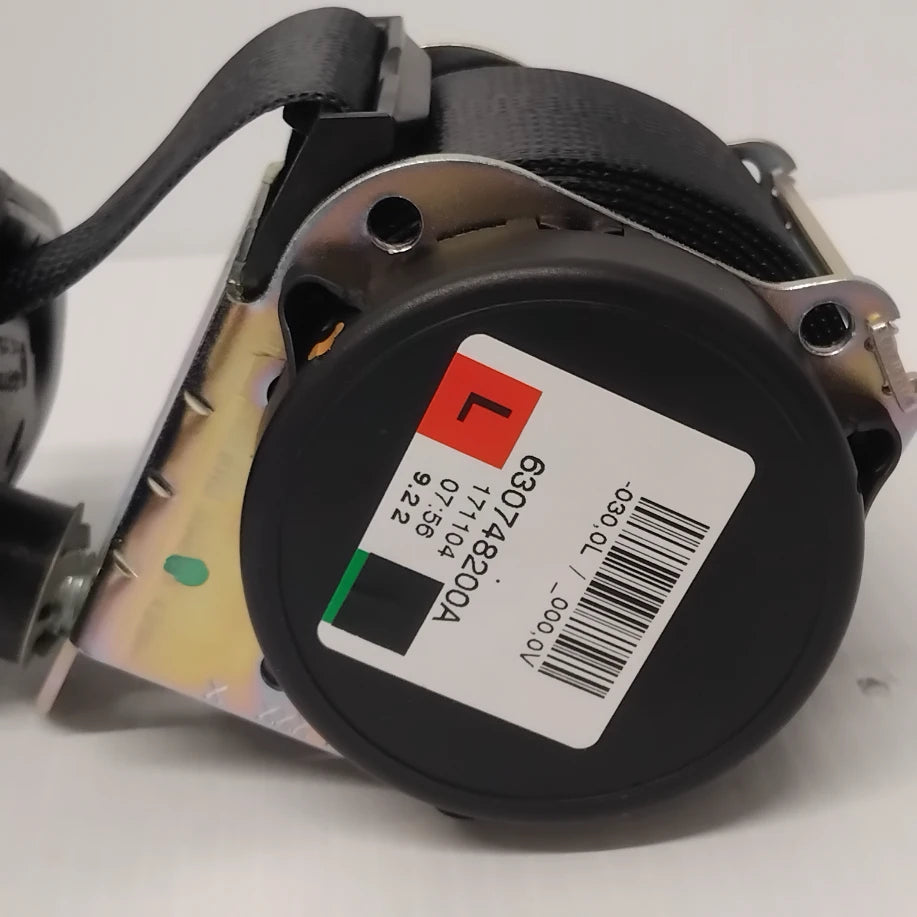 Genuine Rear Left Seatbelt - Nissan Juke 2010-2019 | 88845BF12A