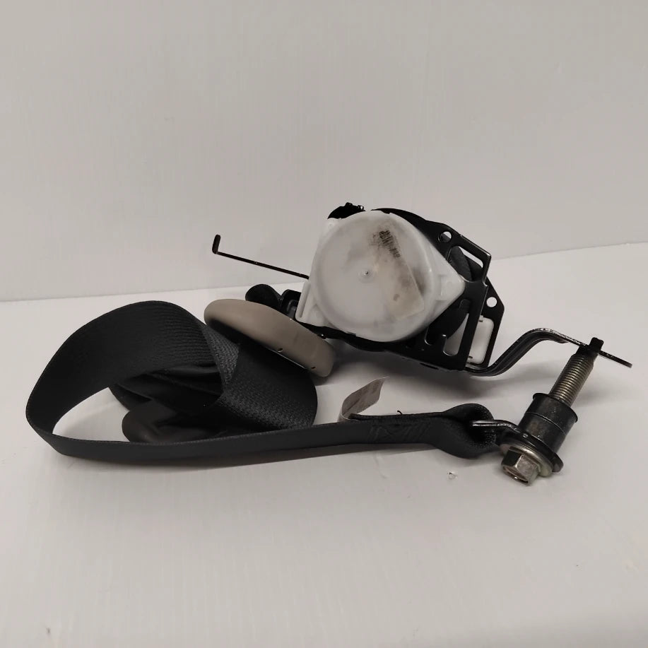 Genuine Front Right Seatbelt - Nissan Navara 2005-2015 | 868444X30B
