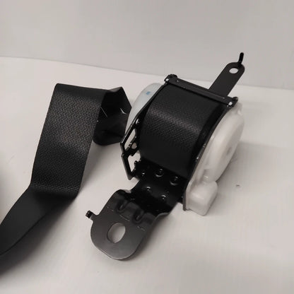 Genuine Front Right Seatbelt - Nissan Navara 2005-2015 | 868444X30B
