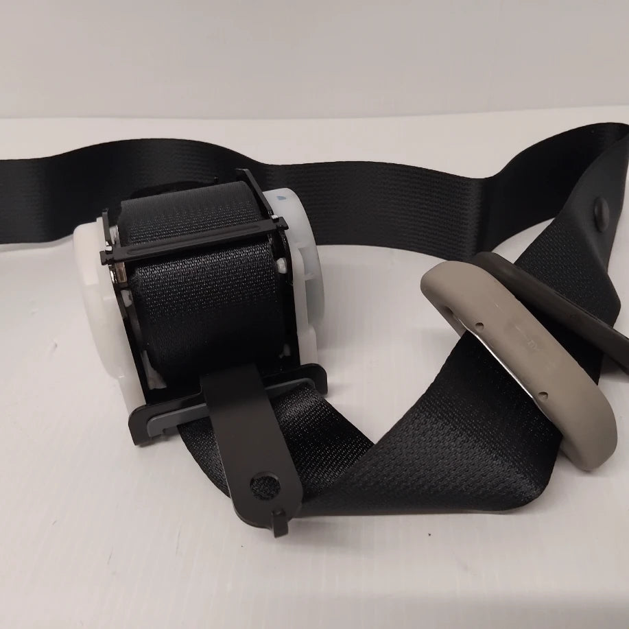 Genuine Front Right Seatbelt - Nissan Navara 2005-2015 | 868444X30B
