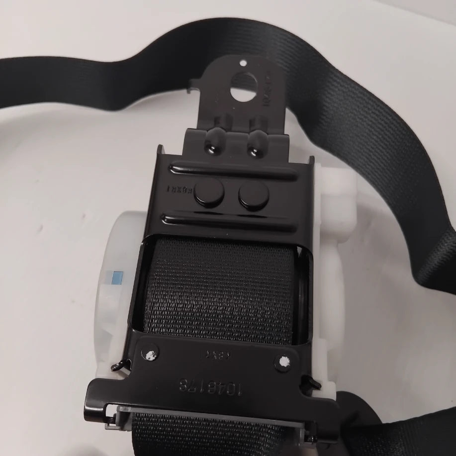 Genuine Front Right Seatbelt - Nissan Navara 2005-2015 | 868444X30B