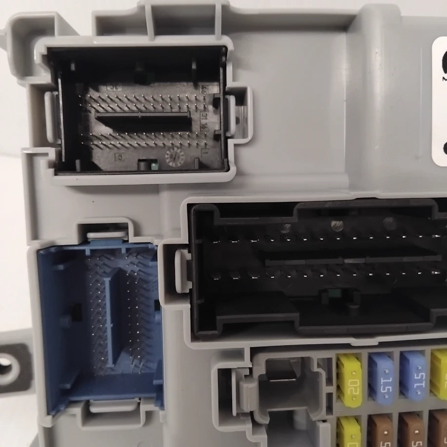 Genuine Fuse Box - Fiat Doblo 2015-2023 | 52204247