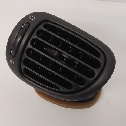 Genuine Peugeot Louver | 8237C2