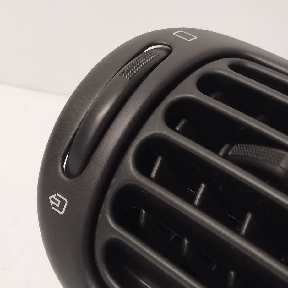 Genuine Peugeot Louver | 8237C2