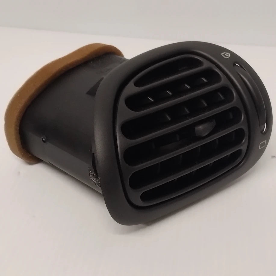 Genuine Peugeot Louver | 8237C2