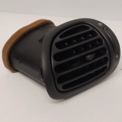 Genuine Peugeot Louver | 8237C2