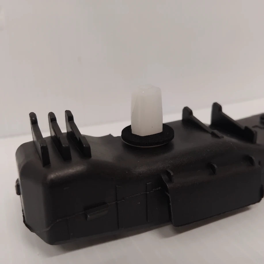 Genuine Hyundai Brkt Assy-Rr Bumper | 866131J500