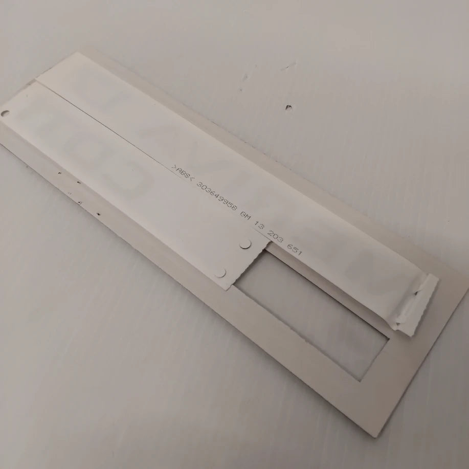 Genuine Vauxhall Badge | 93186397