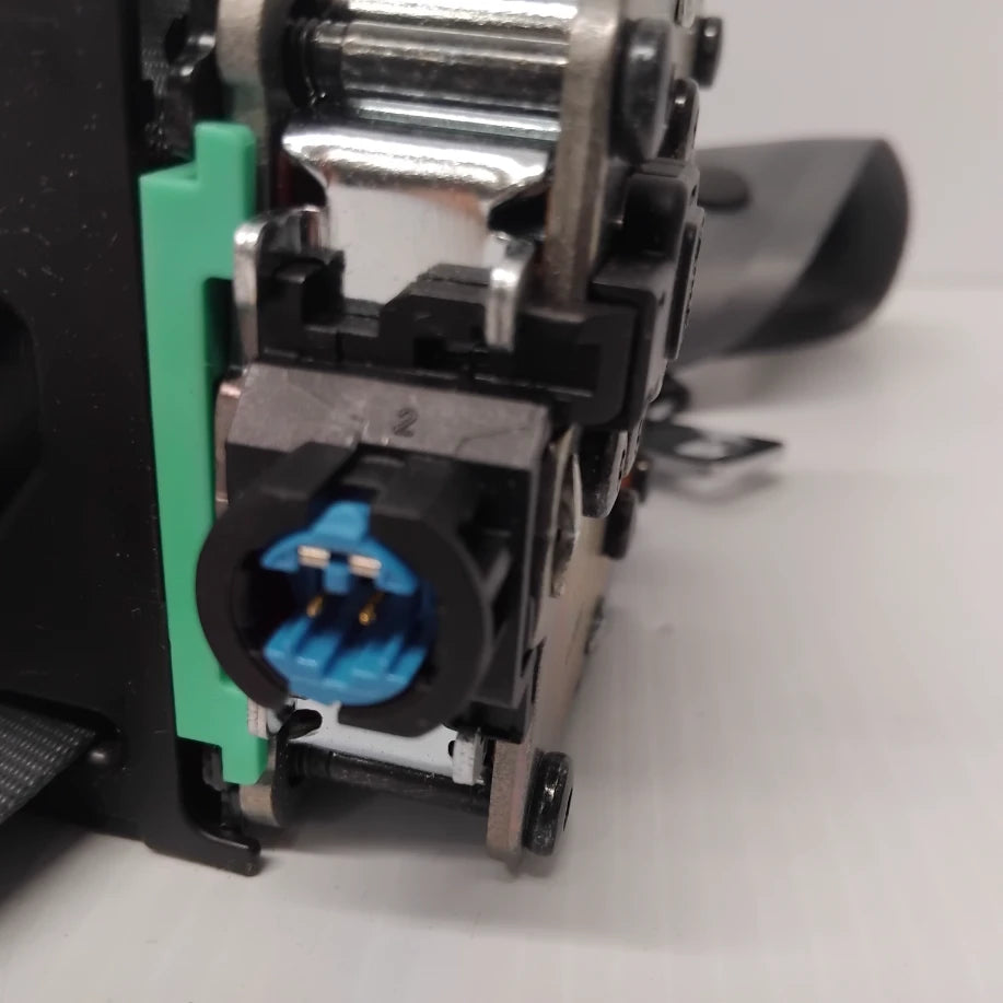 Genuine Peugeot Safety Belt | 8975AL