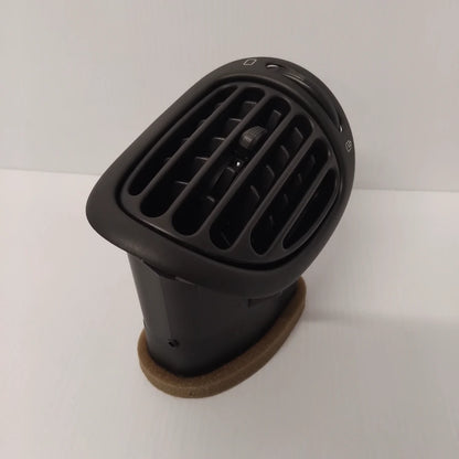 Genuine Peugeot Louver | 8237C3