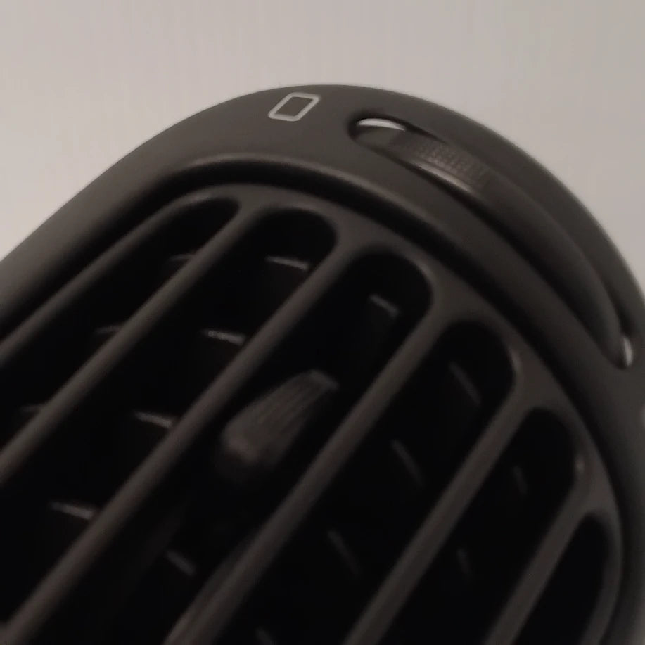 Genuine Peugeot Louver | 8237C3