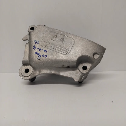 Engine Mounting Bracket - Citroen C4 2008-2010 Petrol | 1839G0