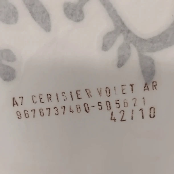 Genuine Peugeot Badge | 8666EE