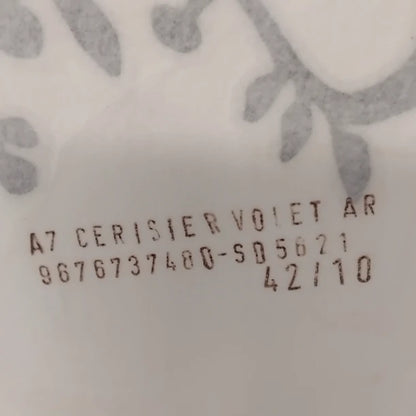 Genuine Peugeot Badge | 8666EE