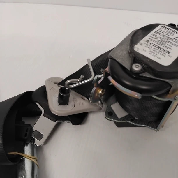 Genuine Peugeot Safety Belt | 8975EN