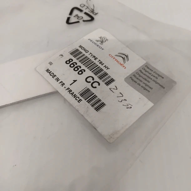 Genuine Peugeot Badge | 8666CC