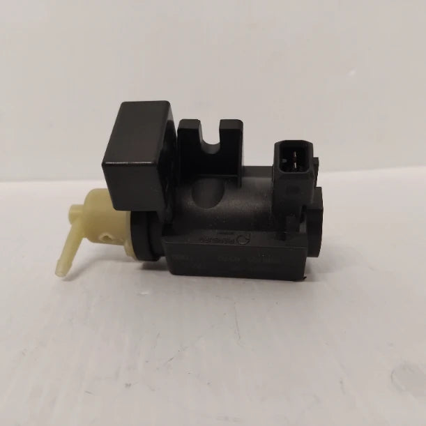 Genuine Vauxhall Valve | 98105657