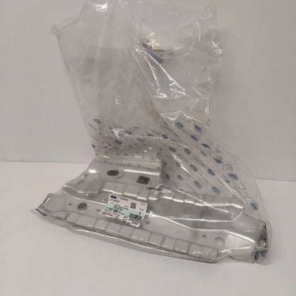 Genuine Front Left Fender Bracket - Ford C-Max 2010-2019 | 1767303