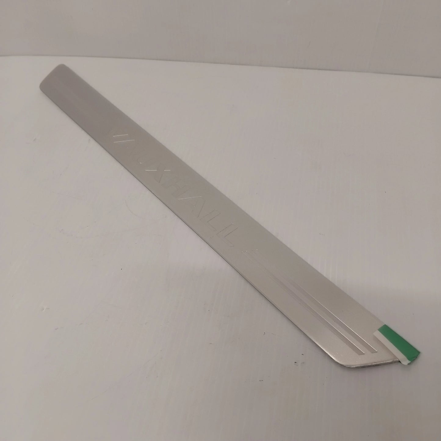 Genuine Vauxhall Emblem | 13293906