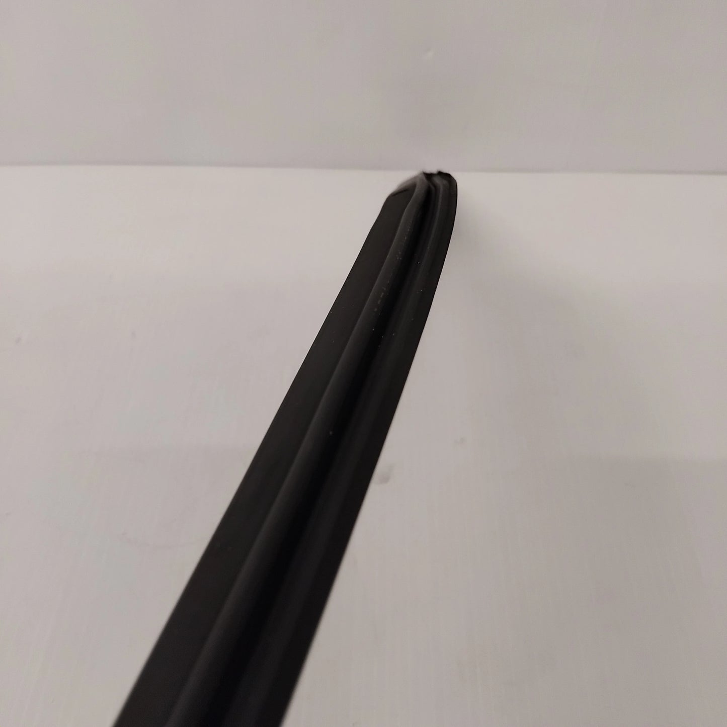 Genuine Peugeot Window Seal | 812115