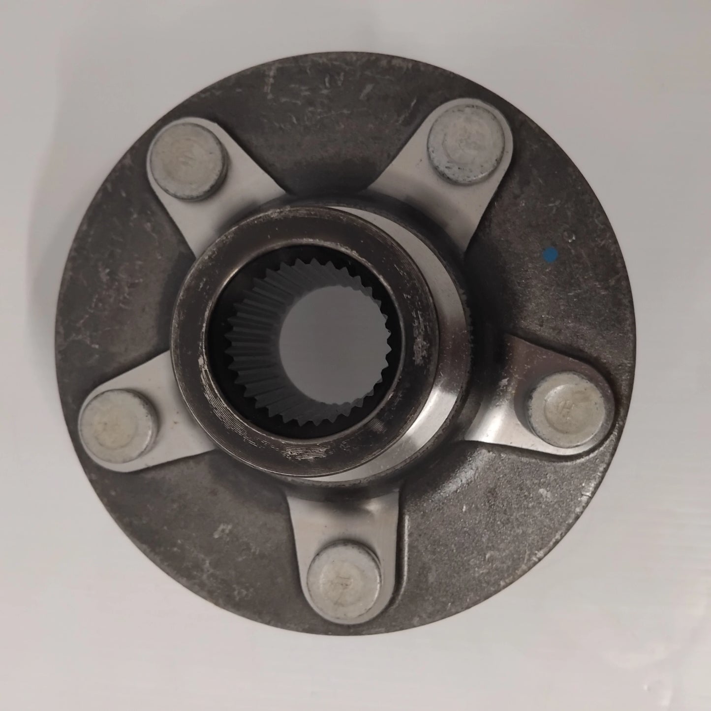 Genuine Jeep Hub | K04779612AD