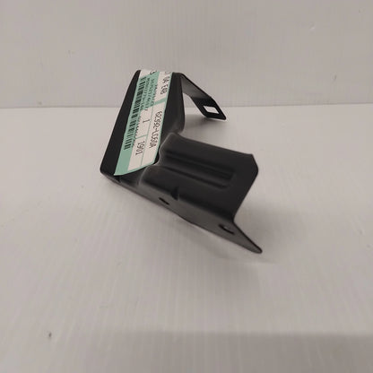 Genuine Front Grille Centre Bracket - Nissan Cabstar 2013-2019 | 62392LC60A