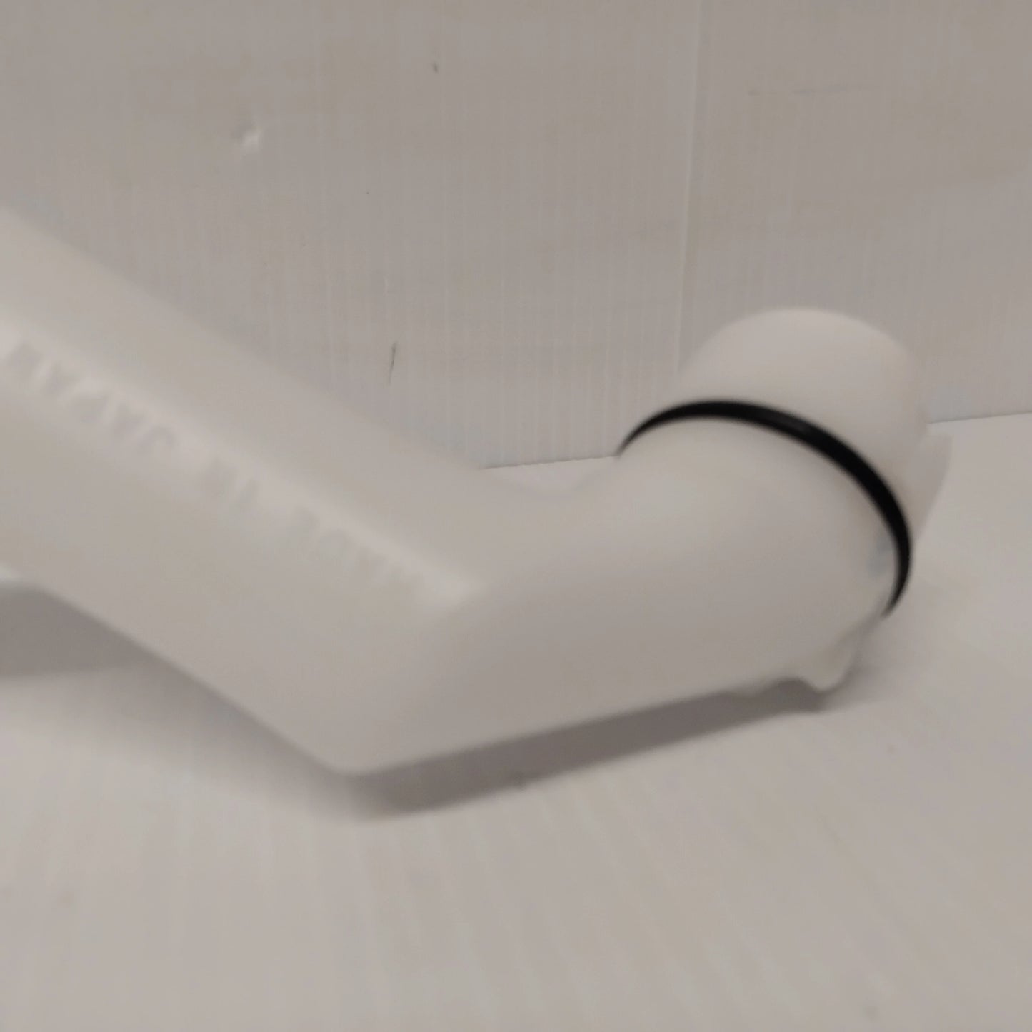 Genuine Windscreen Washer Tank Filler Neck - Nissan 370Z 2012-2019 | 289153GY0A