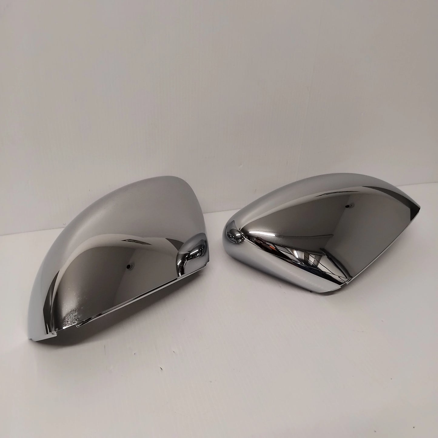 Genuine Chrome Mirror Covers - Nissan Leaf 2018-2021 | KE9605S01C