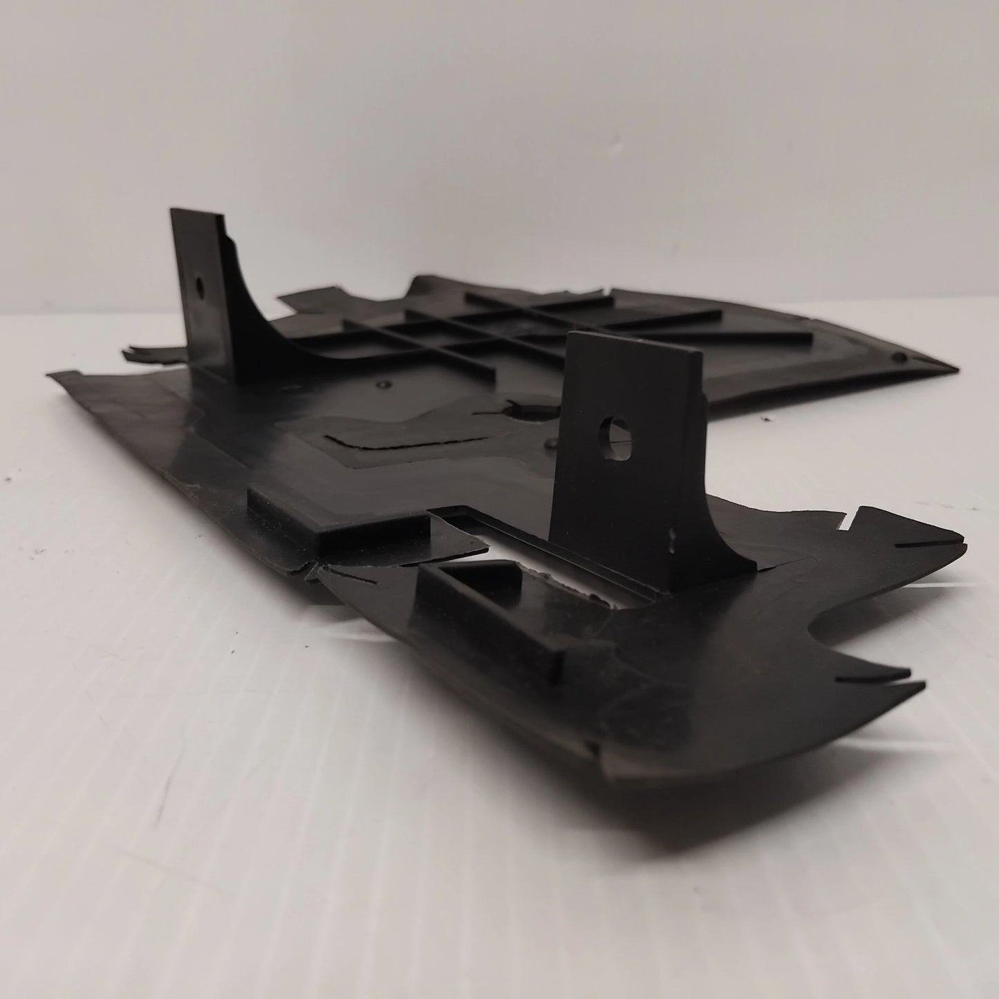 Genuine MG Shroud Asm-Rad Clg | 10830860