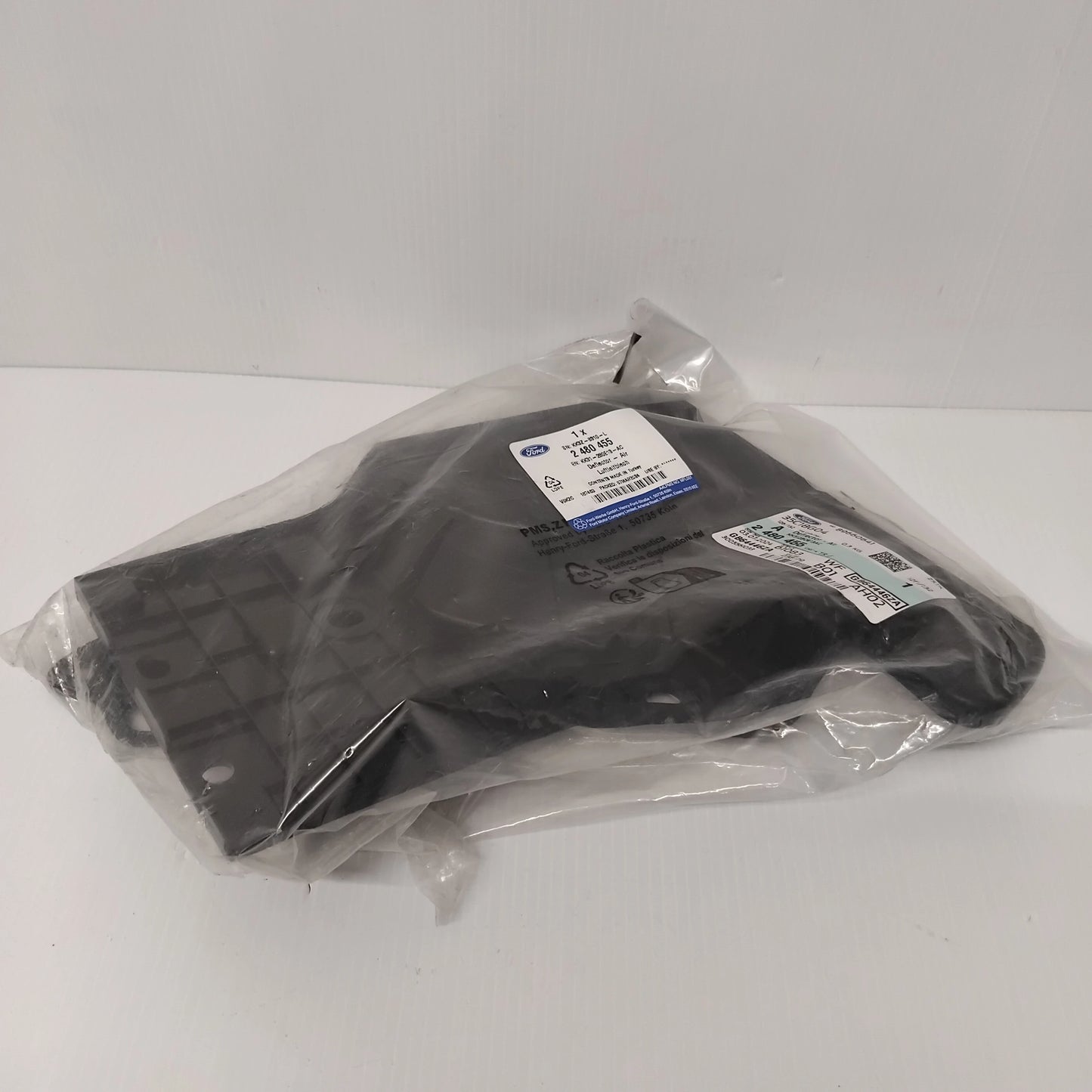 Genuine Rear Left Mudflap Deflector - Ford Transit 2019- | 2480455