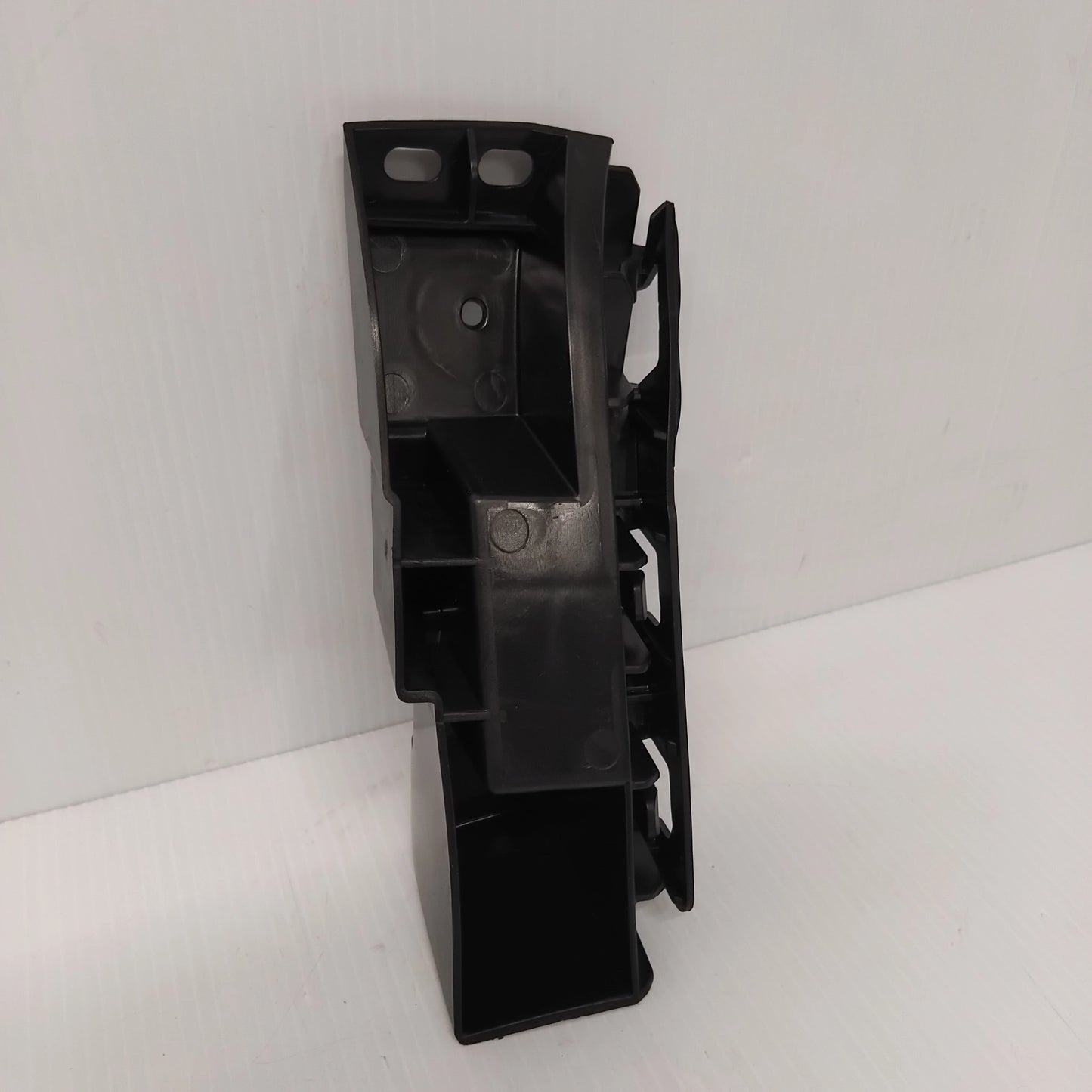 Genuine MG Bracket Asm-Rr Bpr Fascia Si | 10465723