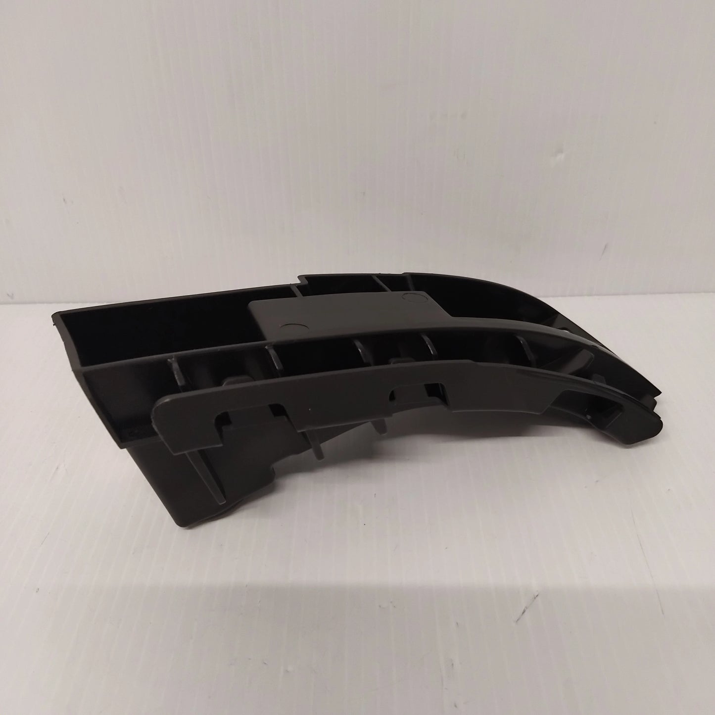 Genuine MG Bracket Asm-Rr Bpr Fascia Si | 10465723