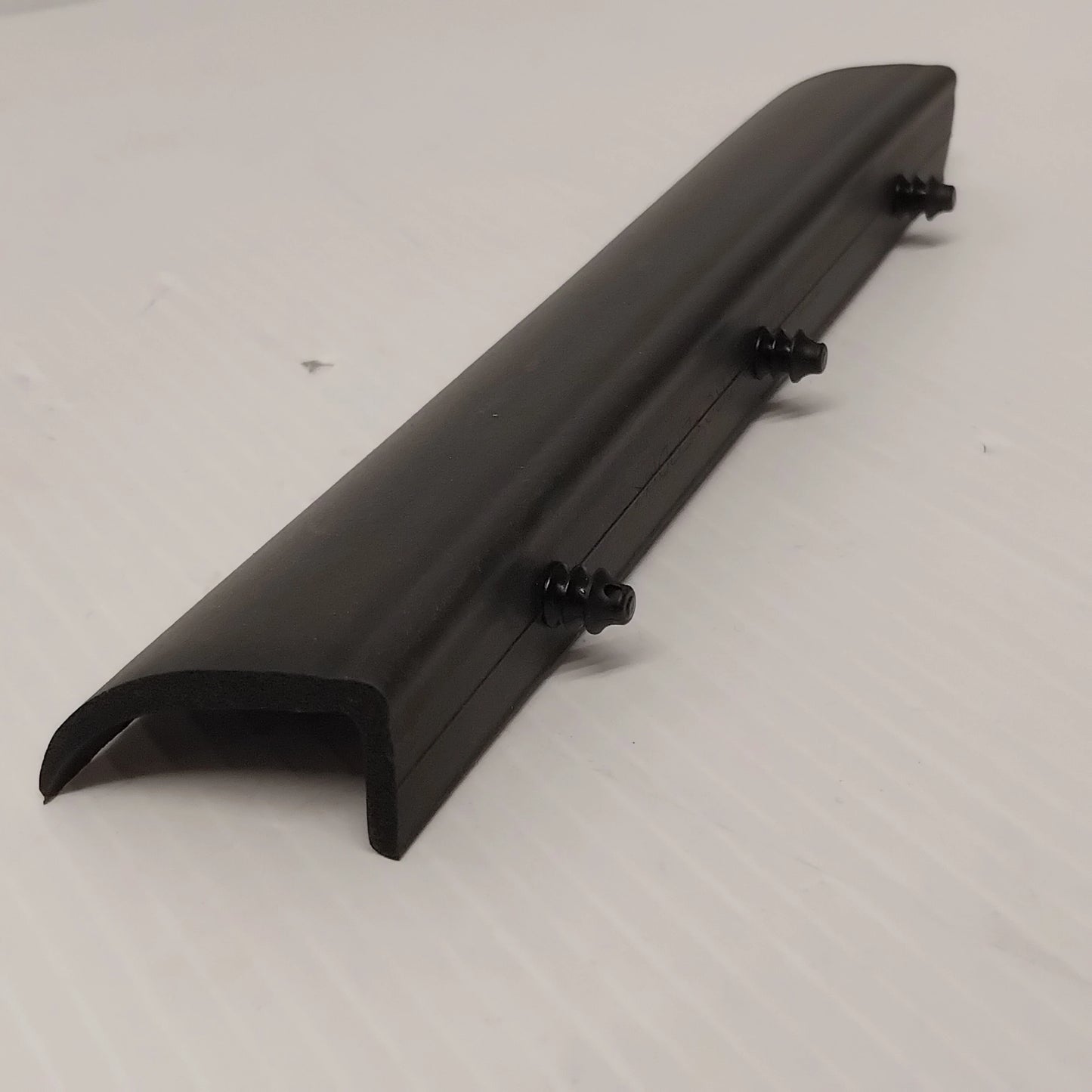 Genuine C-Shape Radiator Seal - Nissan Navara 2015-2021 | 658114KJ5A