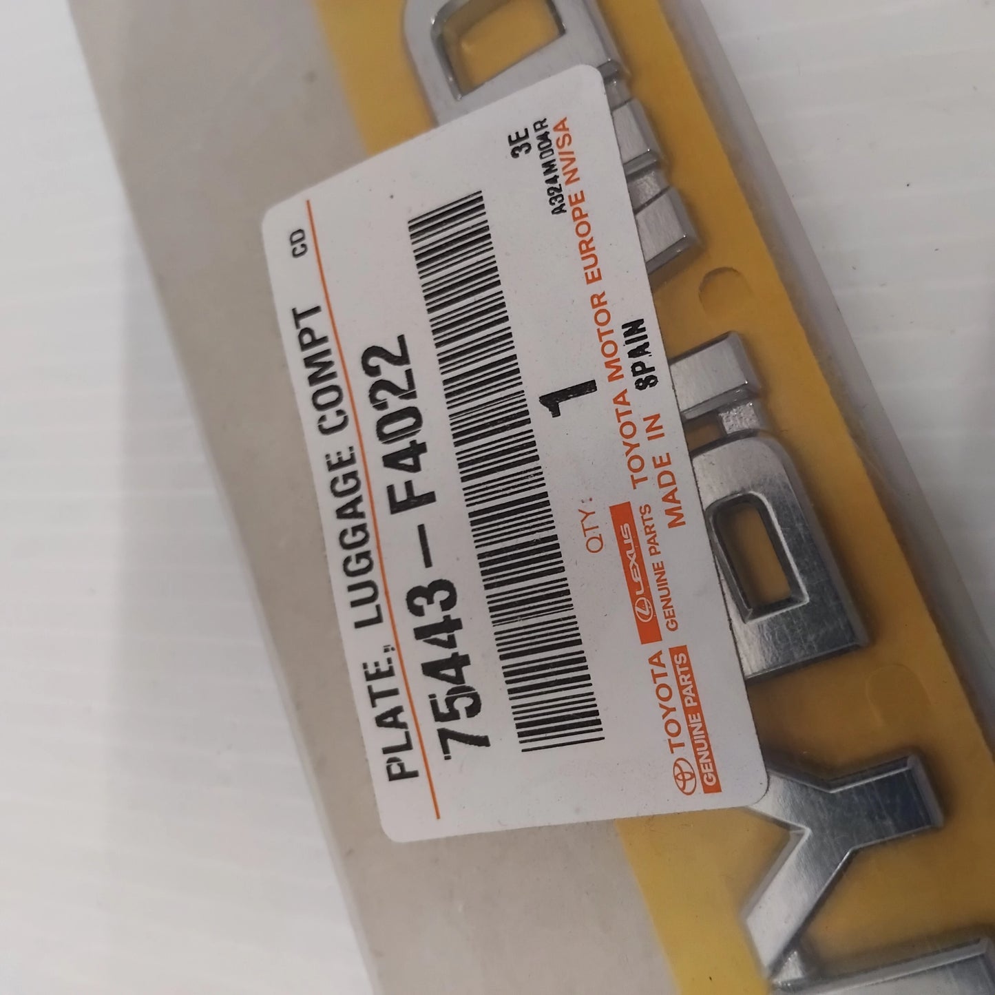 Genuine Toyota Plate, Luggage Compt | 75443-F4022