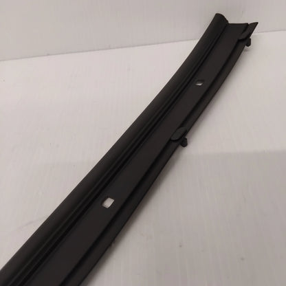 Genuine Renault Dirt Seal | 82 00 425 623