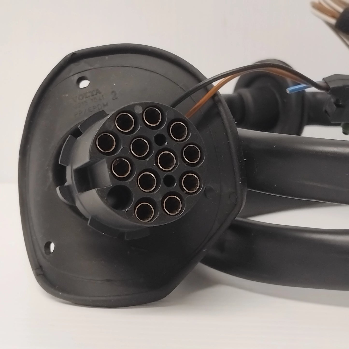 Genuine 13-Pin Tow Bar Wiring - Vauxhall Insignia Station Wagon | 13400945