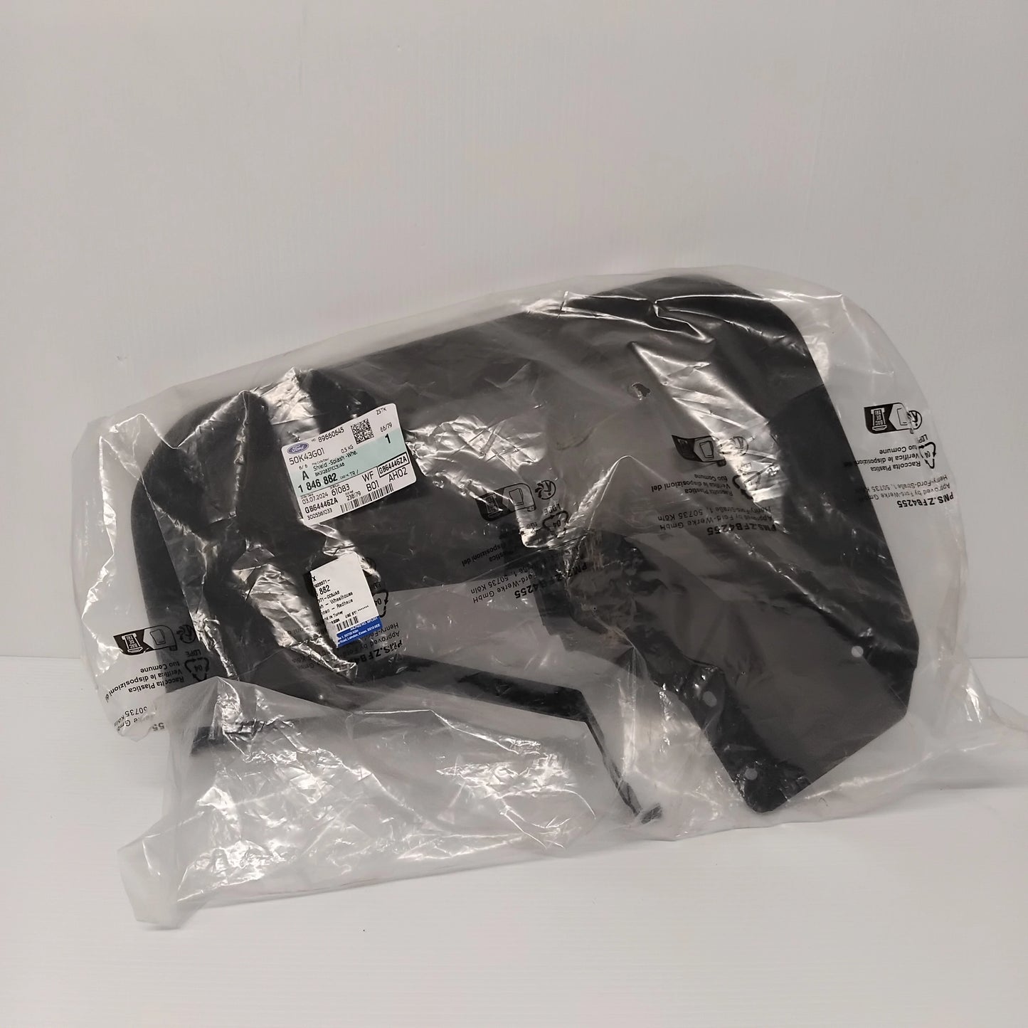 Genuine Rear Left Mudflap - Ford Transit 2014- | 1846882