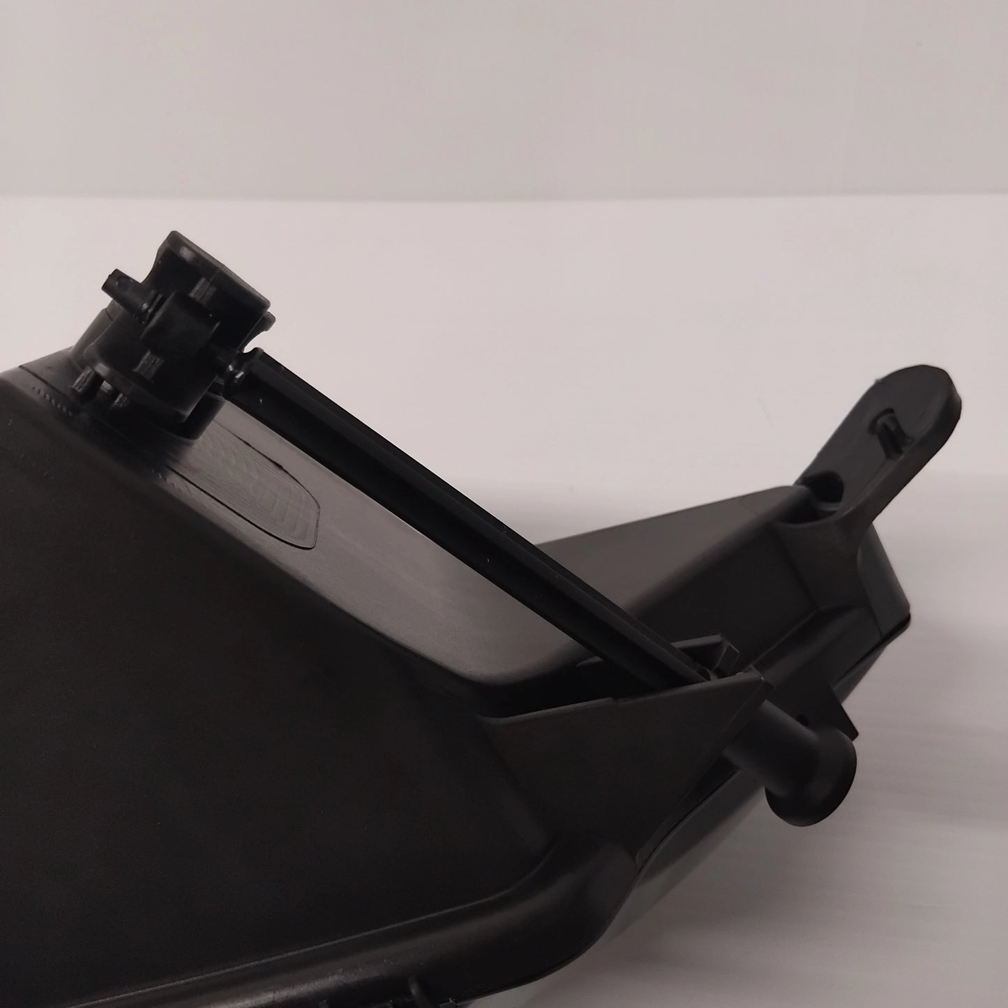 Genuine Front Passenger Foglamp - Vauxhall Insignia B 2018- | 13460223