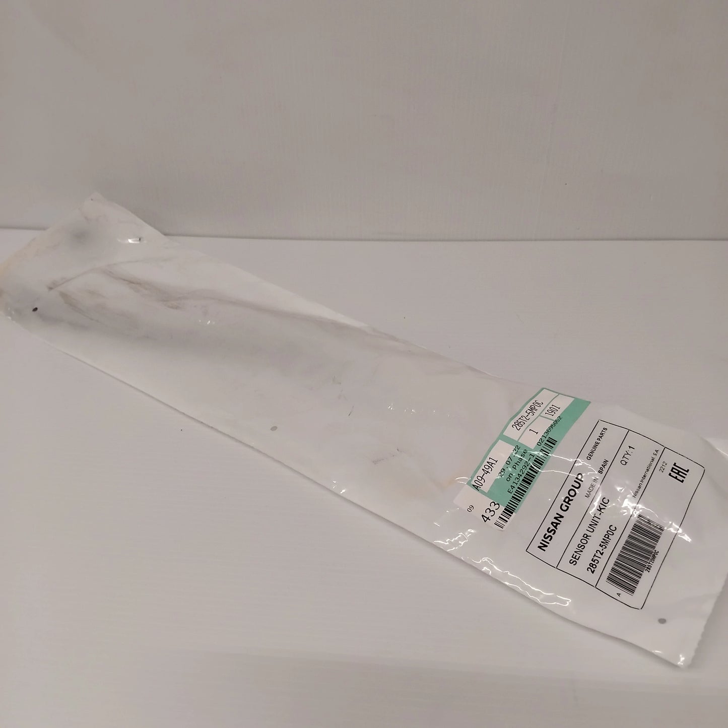 Genuine Nissan Sensor Unit-Kic | 285T25MP0C