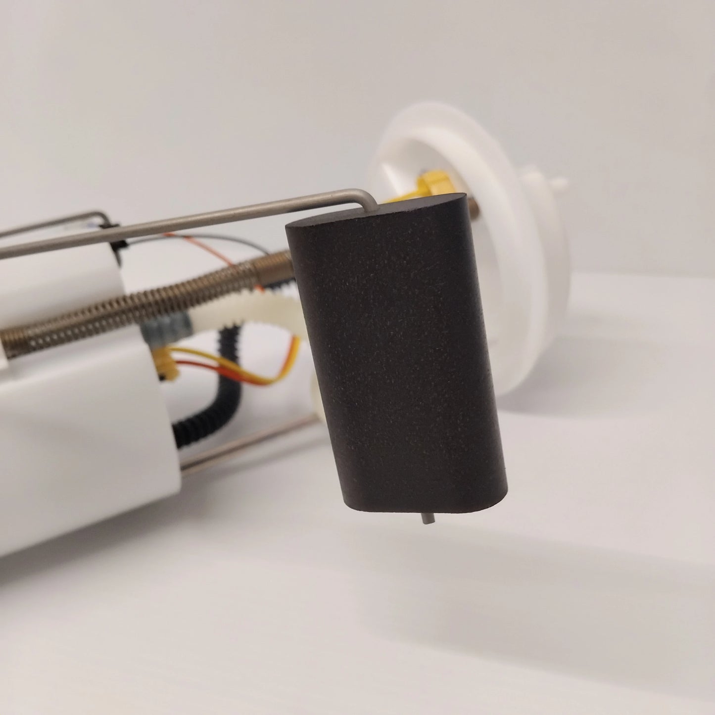 Genuine Fuel Pump with Sensor - Fiat Doblo 2009-2023 | 51827144