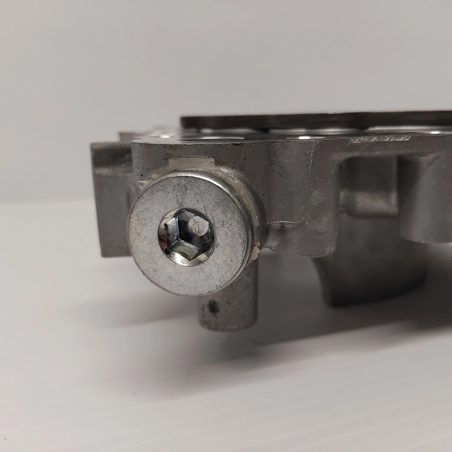 Genuine Oil Pump - Ford Fiesta / Focus / Kuga / Mondeo | 1841658