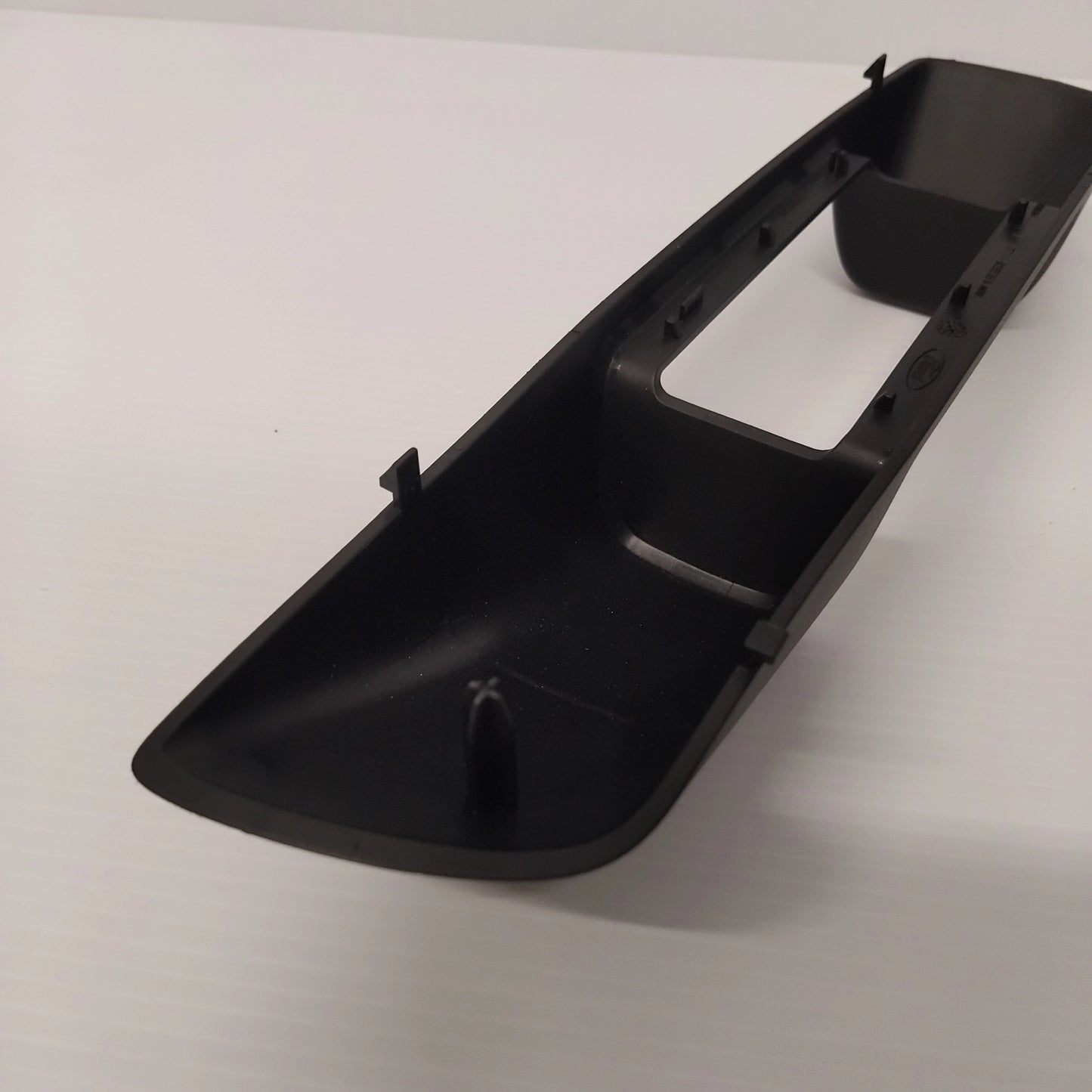 Genuine Left Sliding Door Handle Cover - Ford Transit 2018- | 2245907