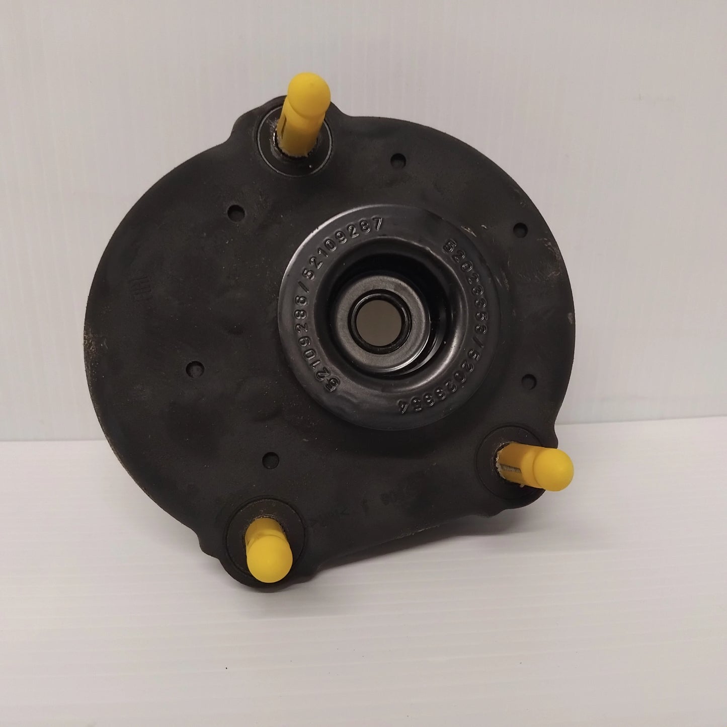 Genuine Front Right Shock Absorber Mount - Vauxhall Combo D 2012-2018 | 95521001