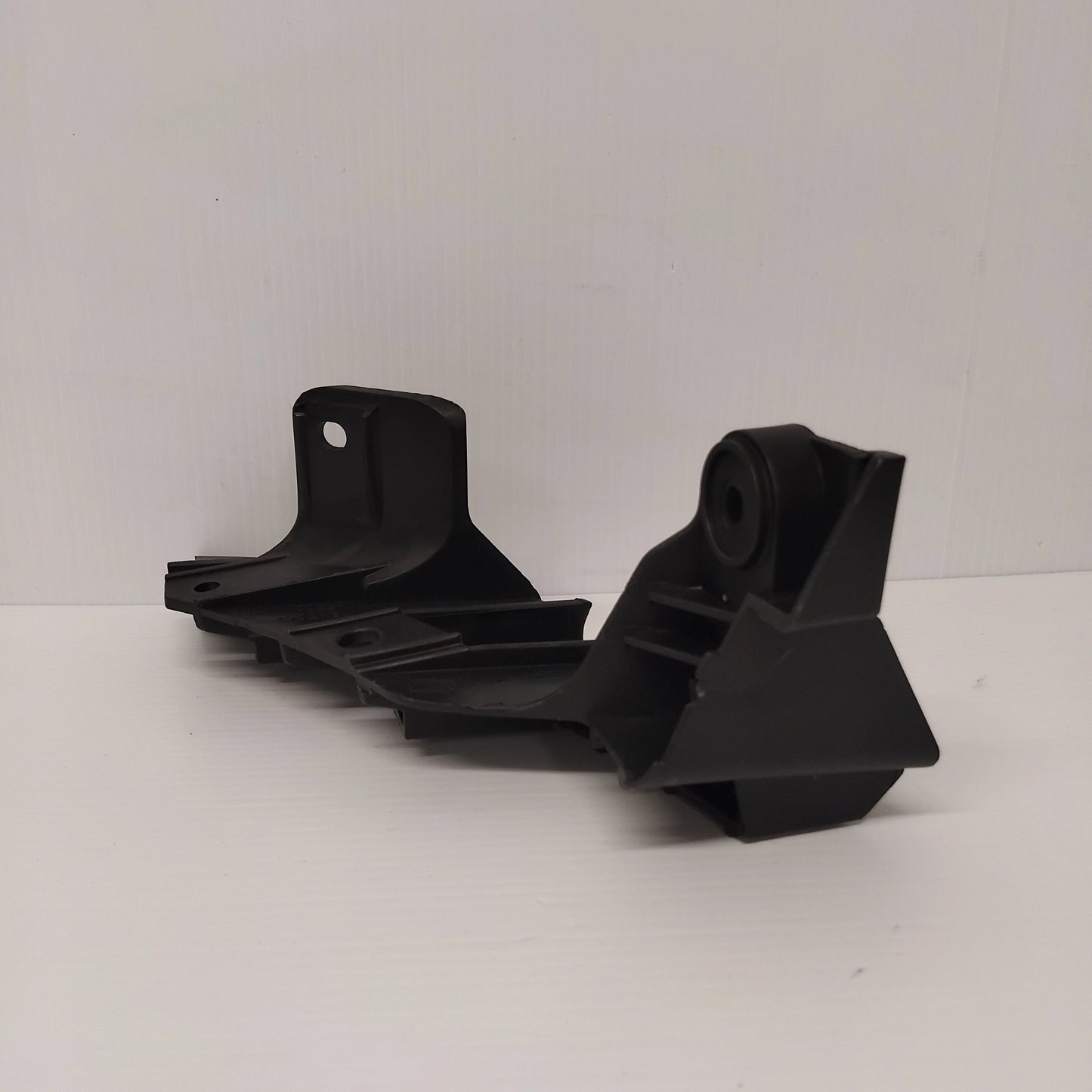 Genuine Left Rear Bumper Bracket - SEAT Leon 2006-2013 | 1P0807377