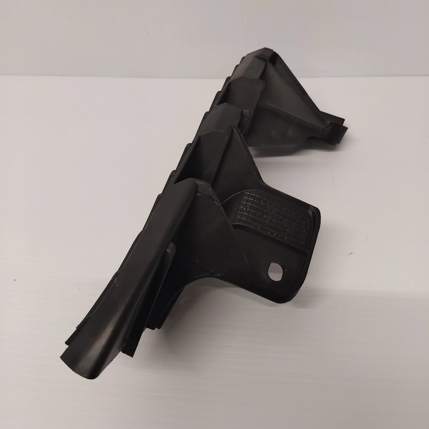 Genuine Left Rear Bumper Bracket - SEAT Leon 2006-2013 | 1P0807377