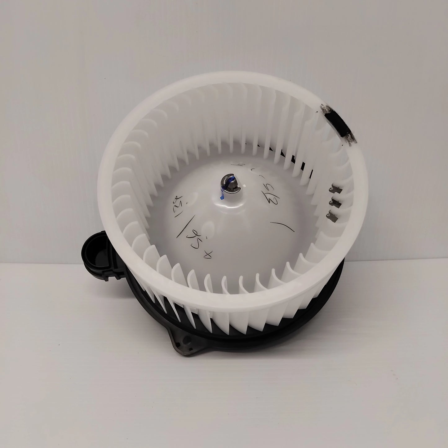 Genuine Heater Fan And Motor - Ford Ranger 2011- RHD | 2311104