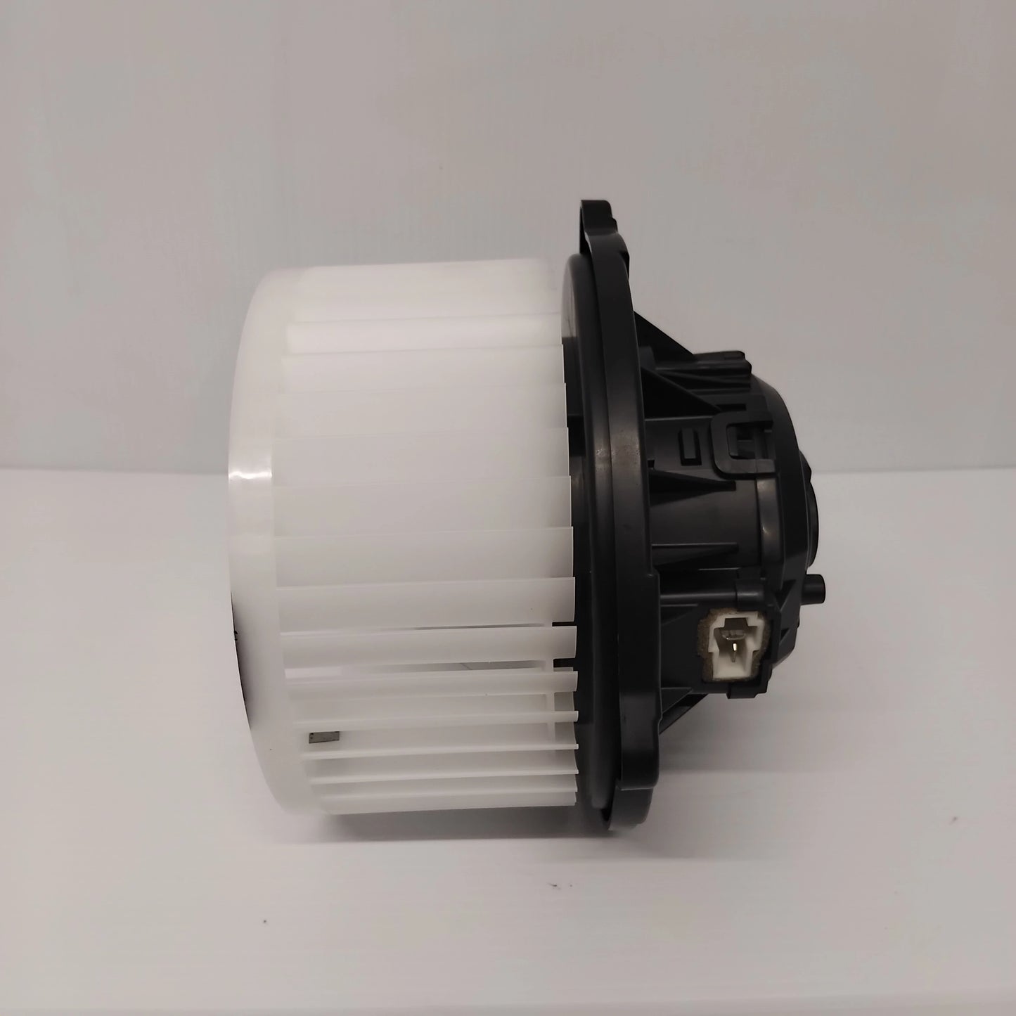 Genuine Heater Fan And Motor - Ford Ranger 2011- RHD | 2311104