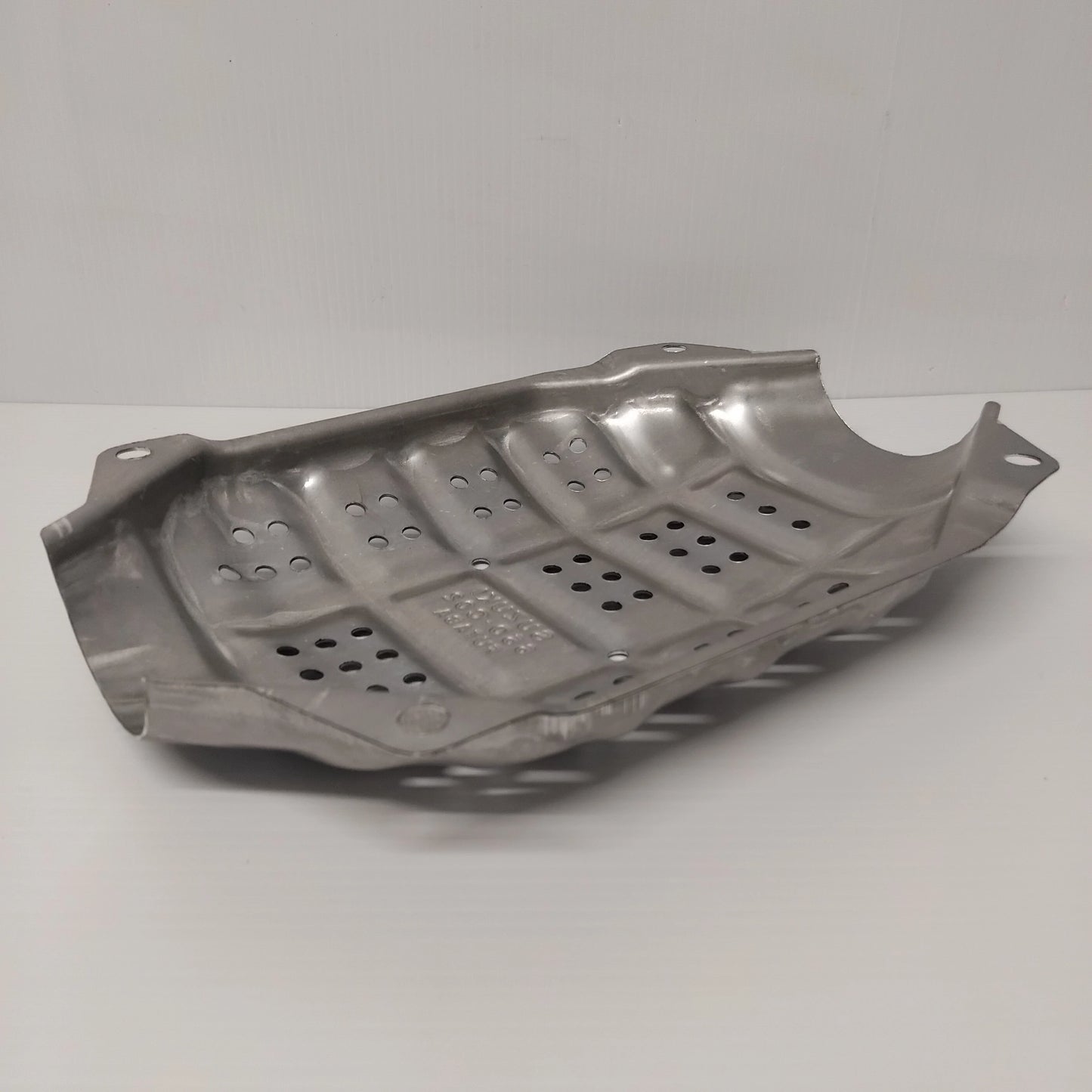 Genuine Suzuki Lower Cover Cat Case | 14252-65D6V-000